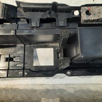 Toyota RAV 4 (XA40) Vano portaoggetti 5857742130