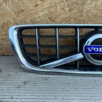 Volvo V70 Grille calandre supérieure de pare-chocs avant 31283895