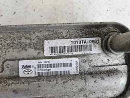 Toyota Avensis T270 Support de filtre à huile 157100R011