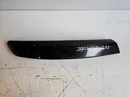 Toyota Yaris Verso Etupuskurin jakajan koristelista 5271252070