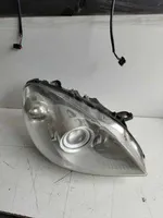 Mercedes-Benz B W245 Lampa przednia A1698204661