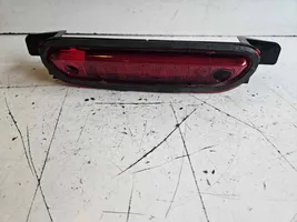 Chrysler 300C Luce d’arresto centrale/supplementare E11021720