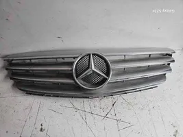 Mercedes-Benz E W211 Grotelės viršutinės A1698800783