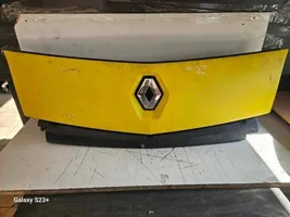 Renault Kangoo II Etupuskurin ylempi jäähdytinsäleikkö 