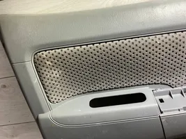 Toyota Hilux (AN10, AN20, AN30) Takaoven verhoilu 67614-0k030