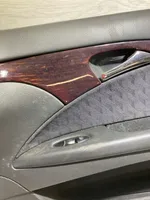 Mercedes-Benz E W211 Rivestimento del pannello della portiera anteriore a2117305262