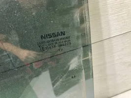 Nissan Micra K14 Vetro del finestrino della portiera posteriore 