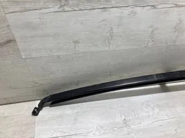 Toyota Yaris Front door windshield rail 