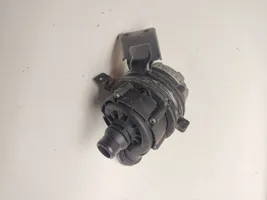 Mercedes-Benz C W205 Pompe à eau de liquide de refroidissement A0005002686