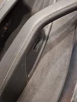 Audi e-tron Rivestimento del pannello della portiera posteriore 4KE867488