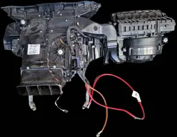 Mercedes-Benz ML W166 Sisälämmityksen ilmastoinnin korin kotelo A1668303260