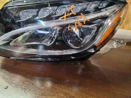 Mercedes-Benz C W205 Lampa przednia 1304492356