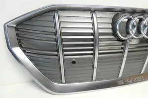 Audi e-tron Maskownica / Grill / Atrapa górna chłodnicy 4KE853651