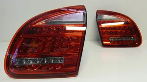 Porsche Cayenne (92A) Lampy tylne / Komplet 7P5945096K