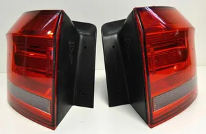 Volkswagen Touran II Set feux arrière / postérieurs 5TA