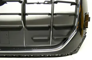 Audi Q8 Front bumper upper radiator grill 4M8853651D