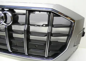 Audi Q8 Maskownica / Grill / Atrapa górna chłodnicy 4M8853651A