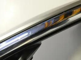 Audi Q8 Maskownica / Grill / Atrapa górna chłodnicy 4M8853651A