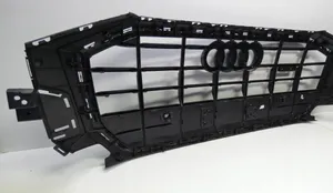 Audi Q8 Maskownica / Grill / Atrapa górna chłodnicy 4M8853651A