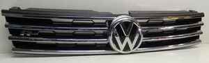 Volkswagen Touareg II Maskownica / Grill / Atrapa górna chłodnicy 7P6853651J