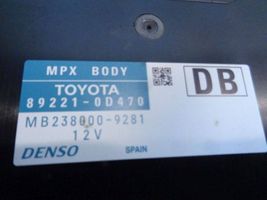 Toyota Yaris Boîte à fusibles 89221-0D470