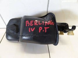 Citroen Berlingo Zawias górny drzwi tylnych 9833303080