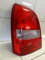 Nissan Primera Aizmugurējais lukturis virsbūvē 26555AU300