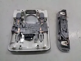 Audi A4 S4 B5 8D Rivestimento della console di illuminazione installata sul rivestimento del tetto 