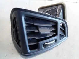 Ford C-MAX II Dysze / Kratki środkowego nawiewu deski rozdzielczej 