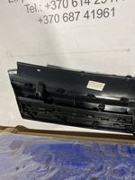 Volkswagen Golf VII Maskownica / Grill / Atrapa górna chłodnicy 5G0853653T