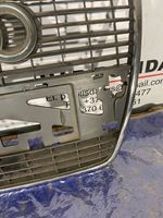 Audi A6 S6 C6 4F Maskownica / Grill / Atrapa górna chłodnicy 4F0853651