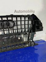 Audi Q3 8U Maskownica / Grill / Atrapa górna chłodnicy 8U0853653A