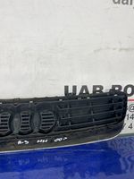 Audi A3 S3 8L Maskownica / Grill / Atrapa górna chłodnicy 8L0853651A