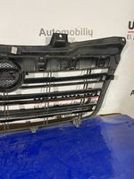 Opel Movano B Grille calandre supérieure de pare-chocs avant 623109857R