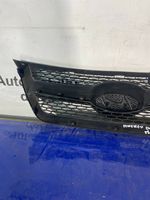 Hyundai Sonata Front bumper upper radiator grill 863513K010