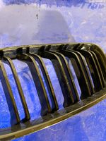 BMW 4 F32 F33 Grille calandre supérieure de pare-chocs avant 