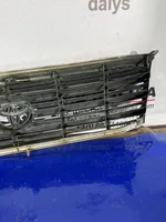 Toyota Land Cruiser (J100) Atrapa chłodnicy / Grill 5311160350