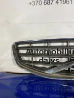 Volvo S60 Grotelės viršutinės 30795039