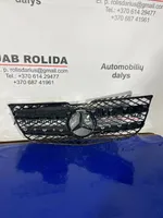 Mercedes-Benz GLK (X204) Maskownica / Grill / Atrapa górna chłodnicy A2048802983