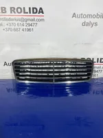 Mercedes-Benz CLK A208 C208 Grille calandre supérieure de pare-chocs avant A2088800085