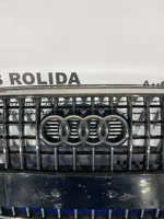 Audi Q5 SQ5 Grotelės viršutinės 8R0853651R