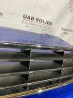 Audi A8 S8 D3 4E Grille inférieure de pare-chocs avant 4E0807953