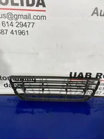 Volkswagen Polo IV 9N3 Grille inférieure de pare-chocs avant 6Q0853677B