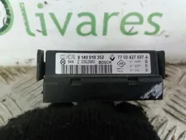 Renault Megane II Vārtu vadības bloks 9140010352