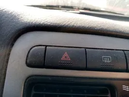 Toyota Avensis T220 Interrupteur feux de détresse 