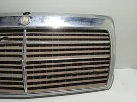 Mercedes-Benz E AMG W210 Grille de calandre avant 