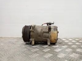 Volkswagen Transporter - Caravelle T4 Air conditioning (A/C) compressor (pump) 701820805