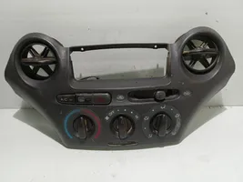 Toyota Yaris Verso Moduł / Sterownik klimatyzacji 