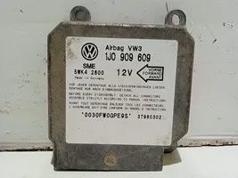 Volkswagen Golf SportWagen Module de contrôle airbag 1J0909609