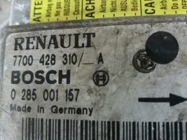 Renault 11 Oro pagalvių valdymo blokas 7700428310